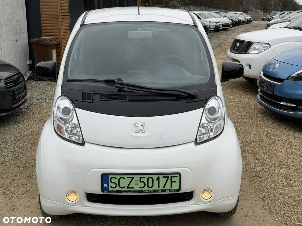 Peugeot iOn High Line - 5