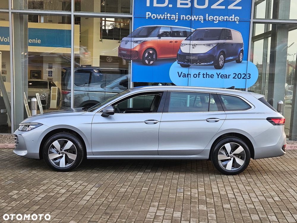 Volkswagen Passat - 8