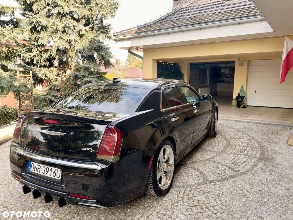 Chrysler 300C - 10