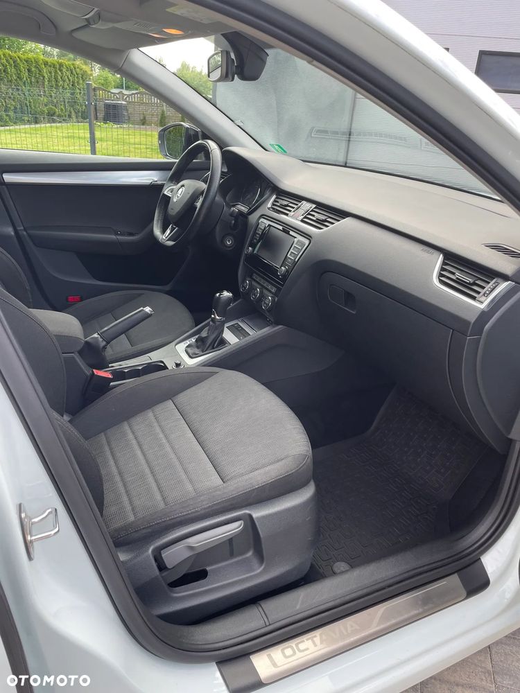 Skoda Octavia 1.8 TSI Elegance DSG - 13