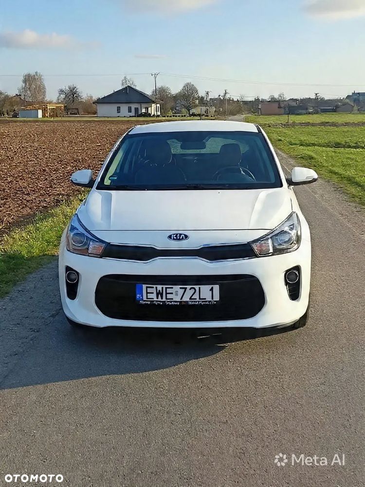 Kia Rio 1.4 L - 8