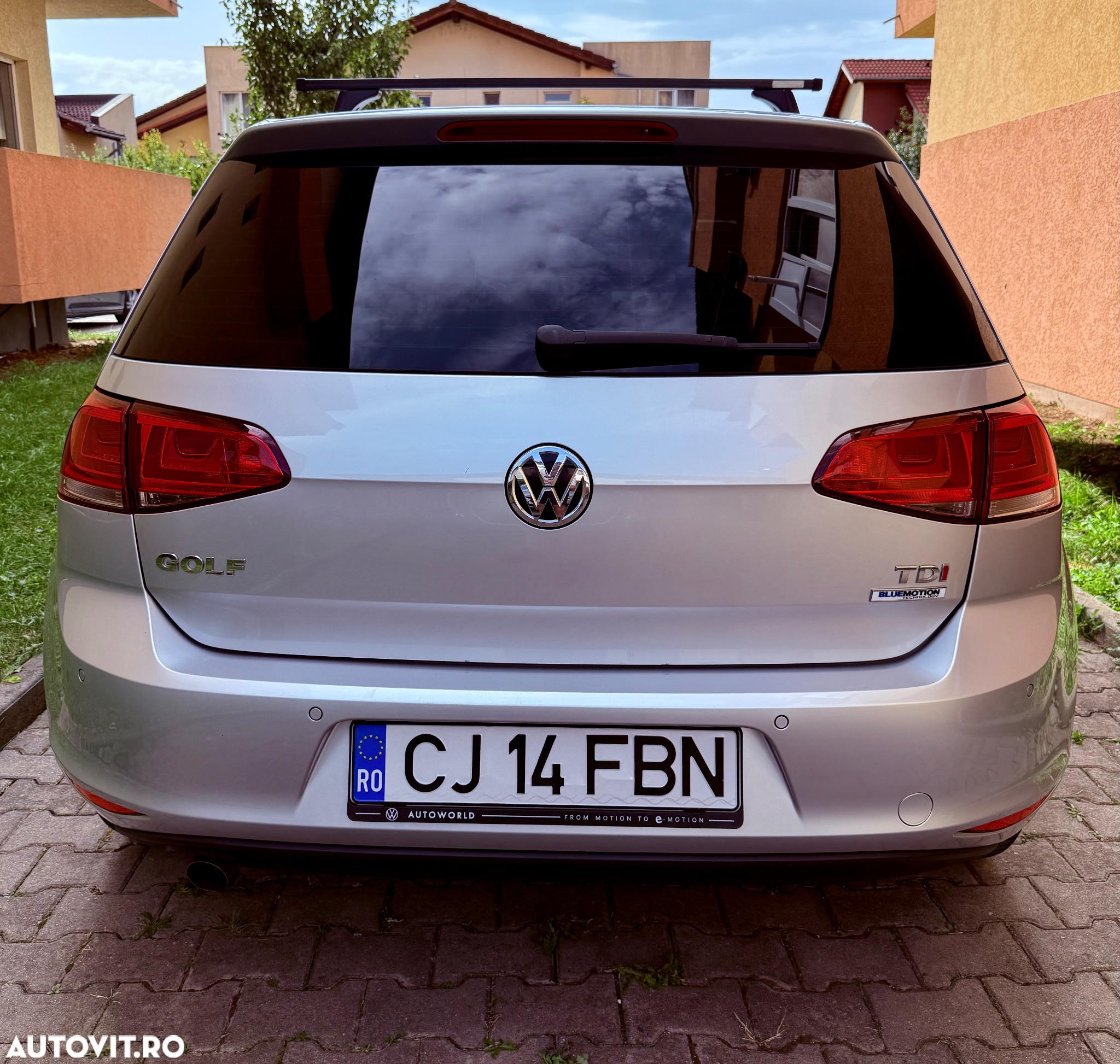 Volkswagen Golf 1.6 TDI DPF BMT Comfortline - 4