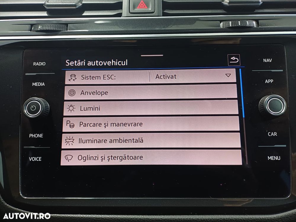 Volkswagen Tiguan 2.0 TDI SCR DSG 4Motion Life - 17