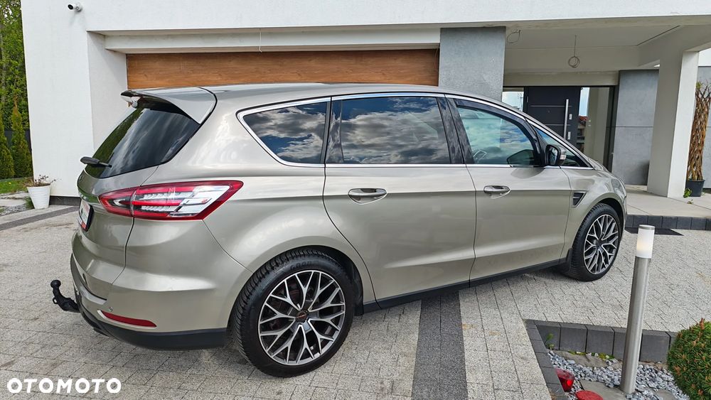 Ford S-Max 2.0 TDCi Titanium - 25
