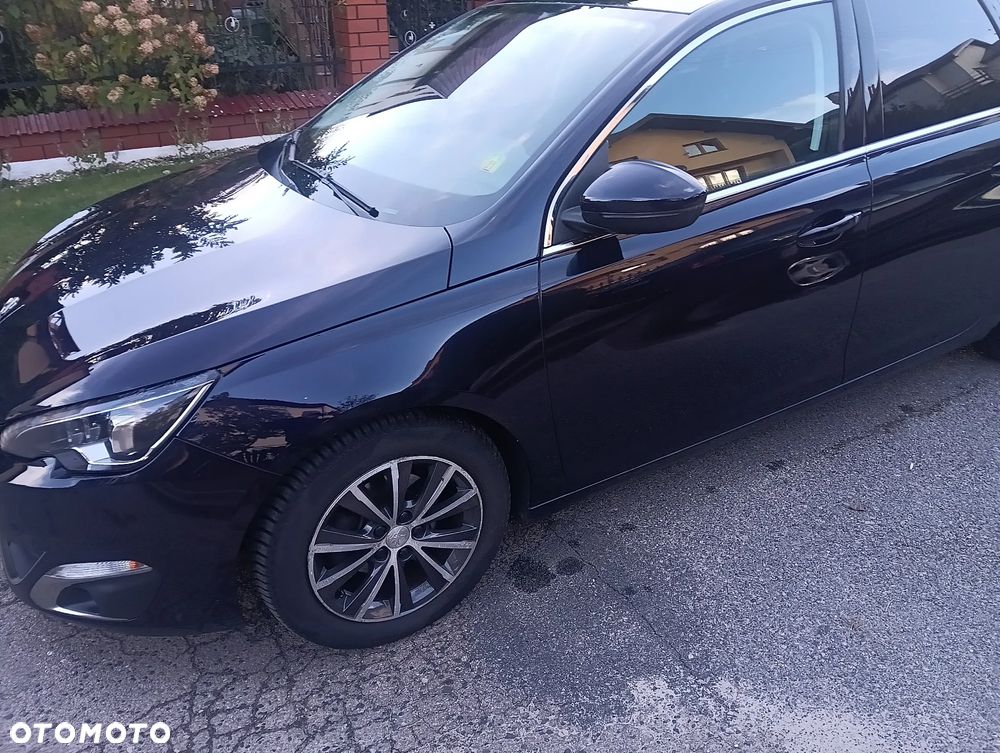 Peugeot 308 SW BlueHDi 120 EAT6 Stop & Start Allure - 26