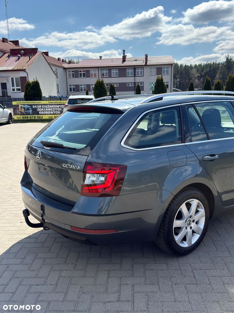 Skoda Octavia 1.5 TSI ACT Drive DSG - 9