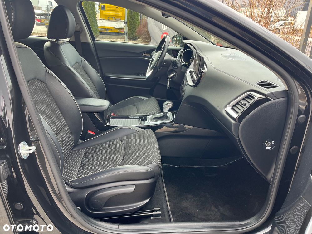 Kia XCeed 1.4 T-GDI OPF DCT7 PLATINUM EDITION - 22