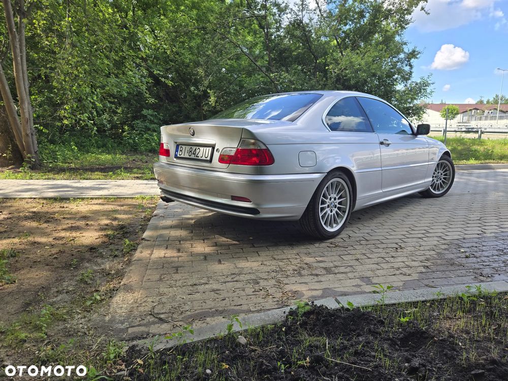 BMW Seria 3 323Ci - 5