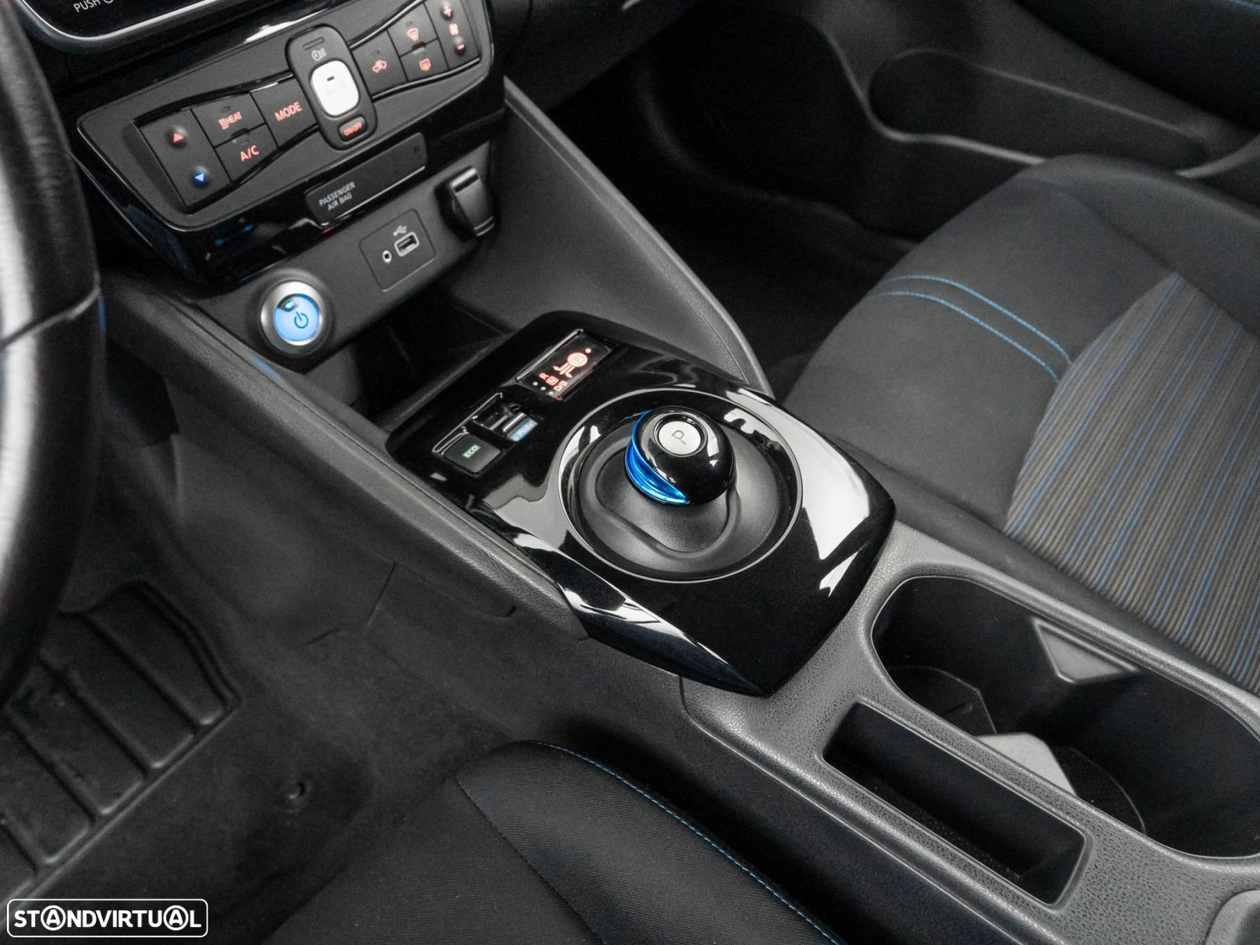 Nissan Leaf Acenta - 23