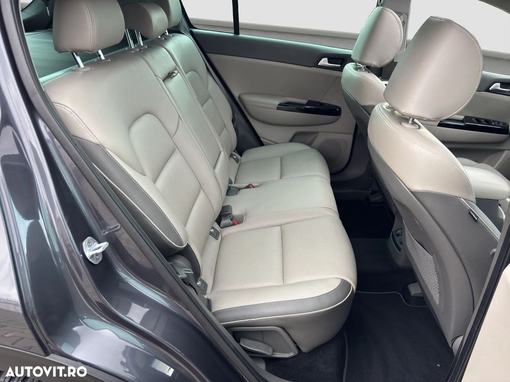 Kia Sportage 2,0 CRDI AWD Aut. Platinum - 8