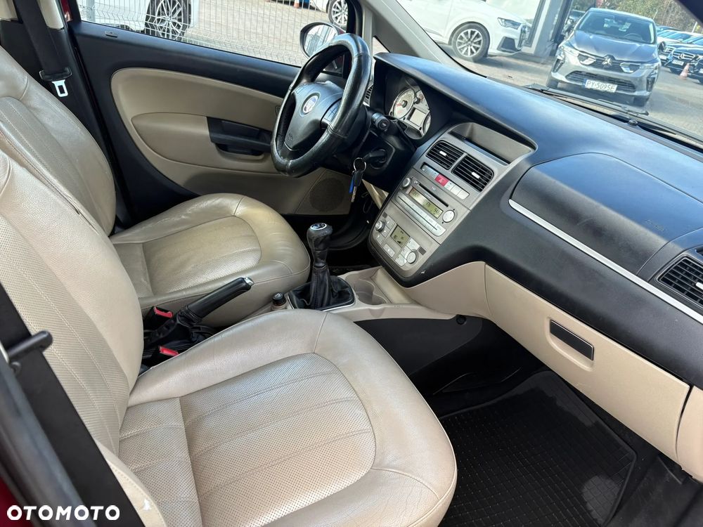 Fiat Linea 1.4 T-Jet 16V Emotion - 18