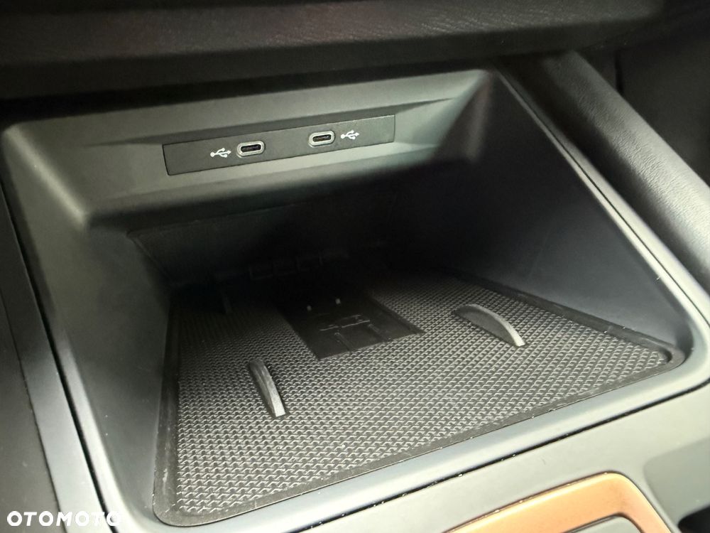 Cupra Leon Sportstourer 1.5 eTSI DSG - 12