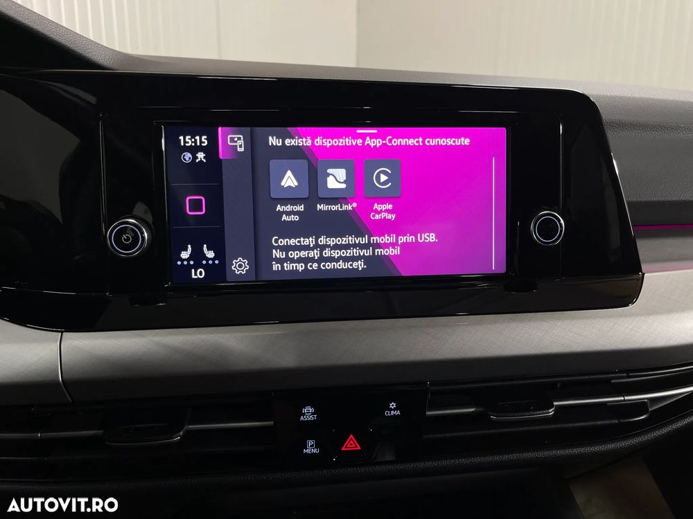 Volkswagen Golf 1.5 eTSI ACT DSG MHEV Life - 15