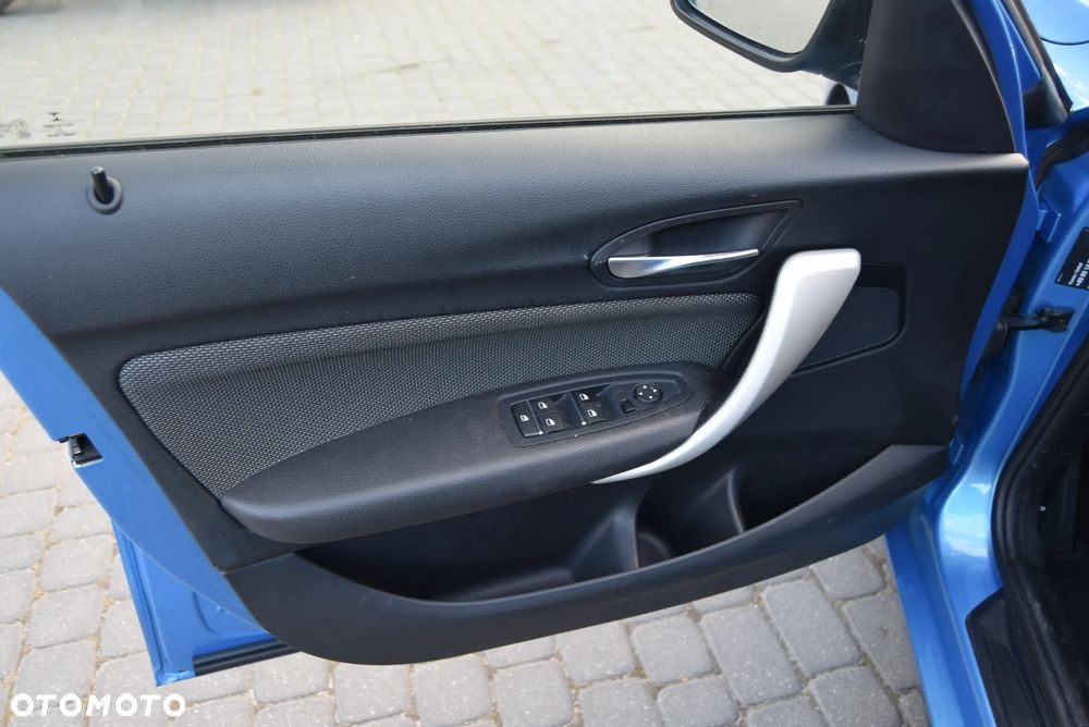 BMW Seria 1 118i Advantage - 15