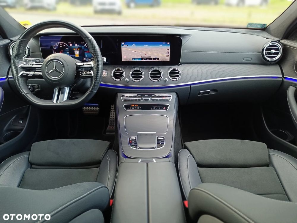 Mercedes-Benz Klasa E 220 d 4-Matic AMG - 12