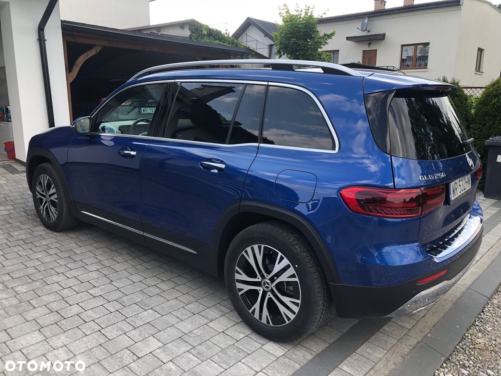Mercedes-Benz GLB 250 4Matic 8G-DCT Progressive Advanced - 4