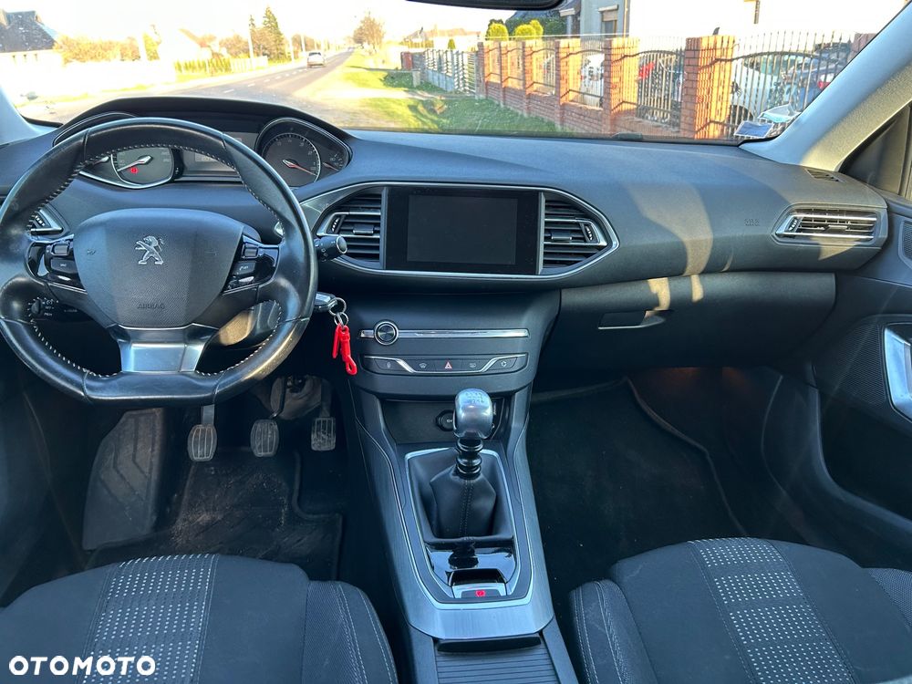 Peugeot 308 - 6