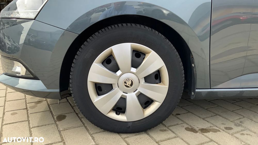 Skoda Fabia - 35