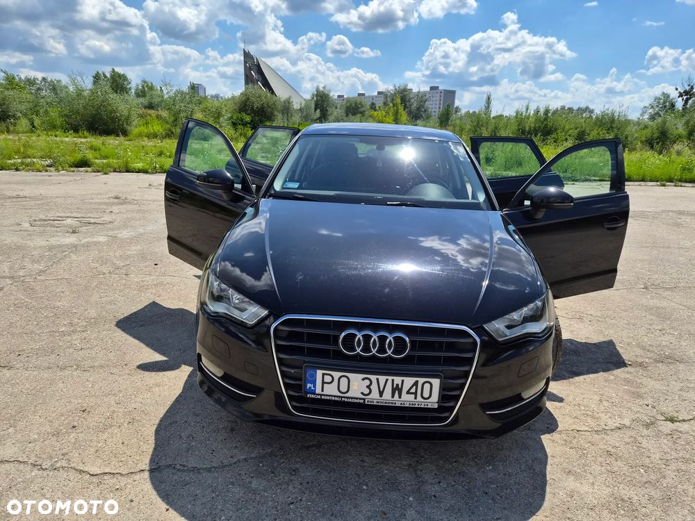 Audi A3 Sportback 1.6 TDI Attraction - 1