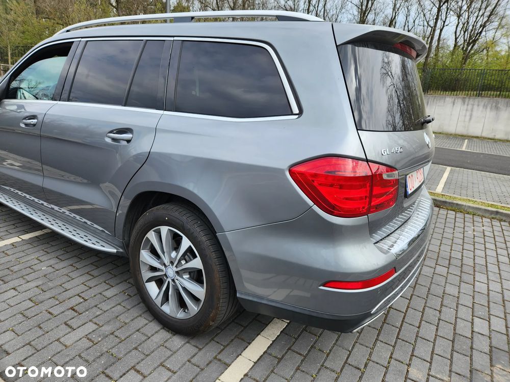 Mercedes-Benz GL - 5