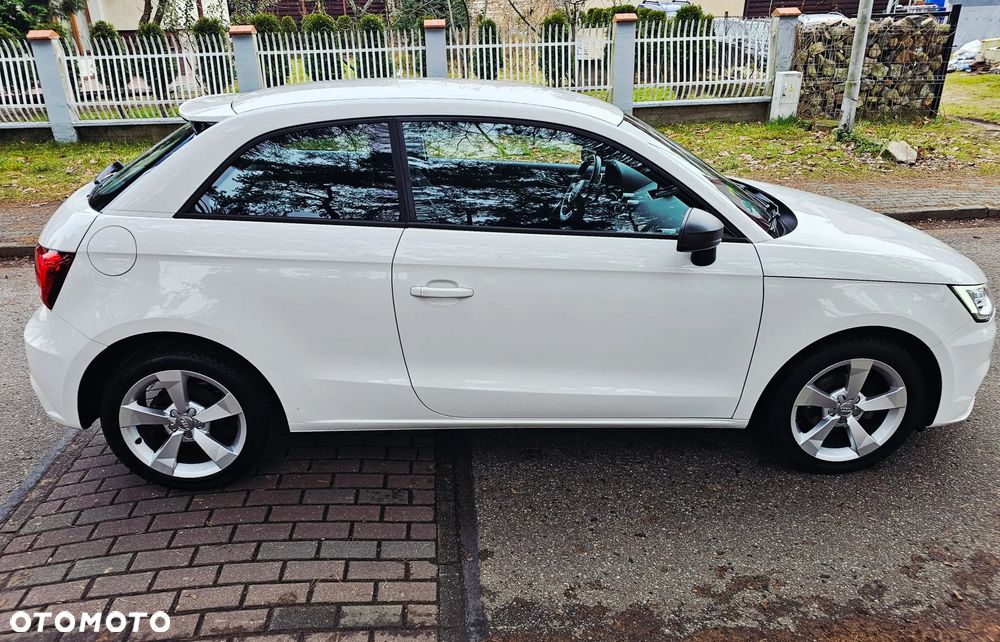 Audi A1 3-drzwiowe 1.0 TFSI ultra sport - 12