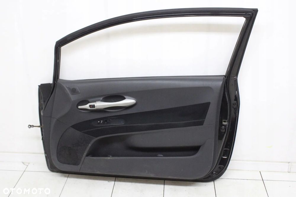 TOYOTA AURIS 3D 06R- DRZWI PRAWE PRZEDNIE PRAWY PRZÓD 209 - 2