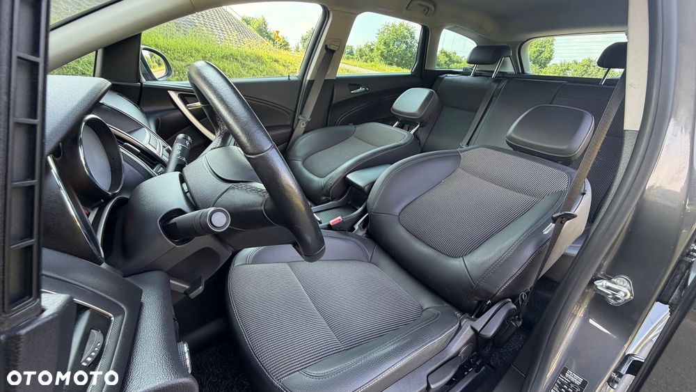 Opel Astra 1.4 Turbo - 9