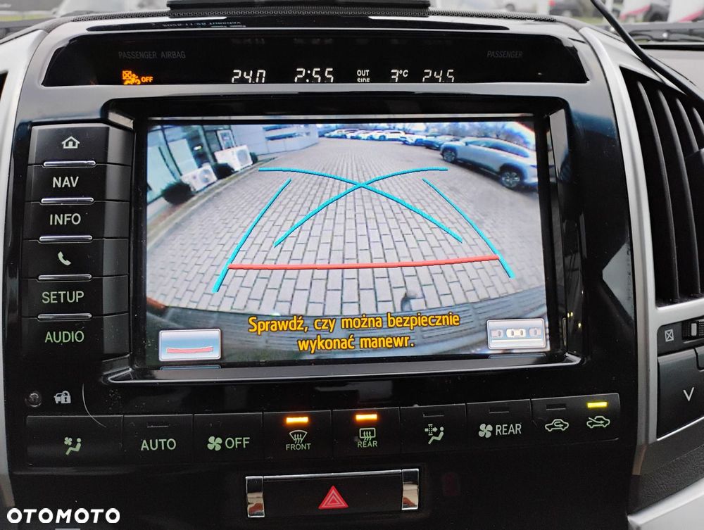 Toyota Land Cruiser - 15