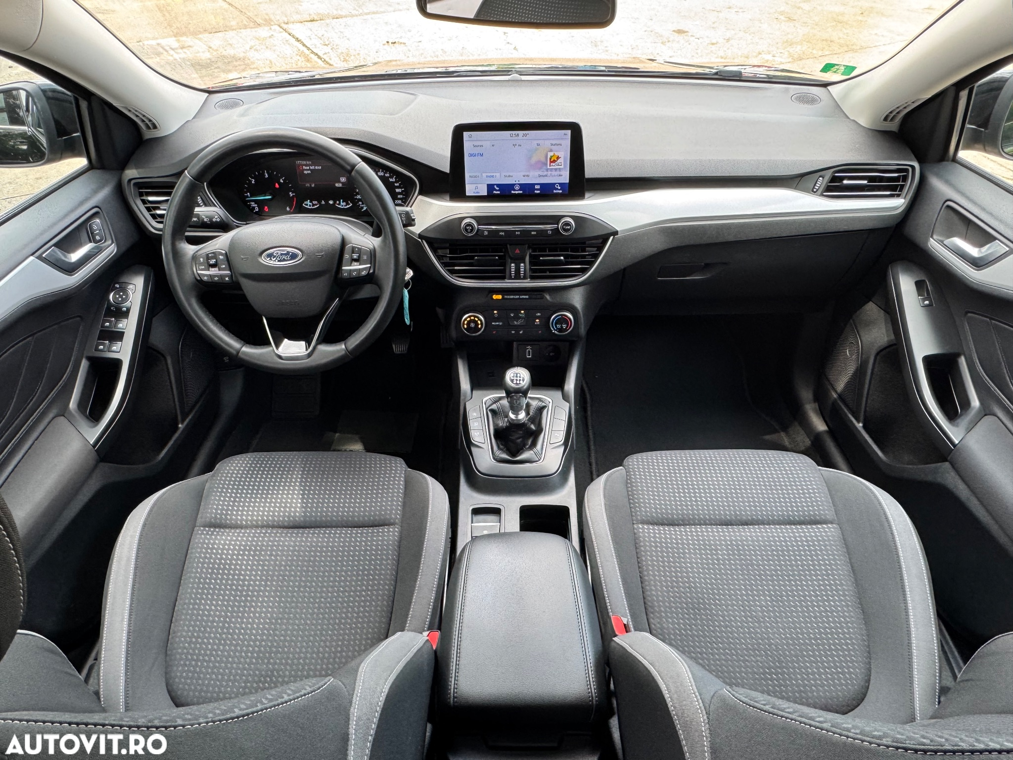 Ford Focus 1.5 EcoBlue Start-Stopp-System TITANIUM X - 10