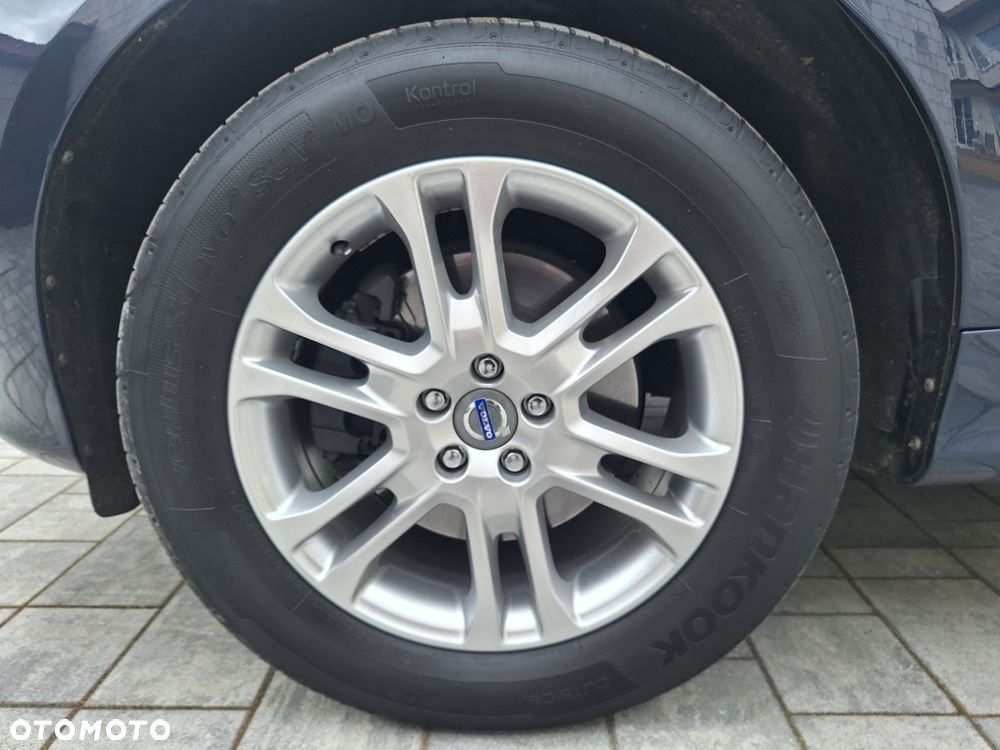 Volvo XC 60 D4 Geartronic Momentum - 23