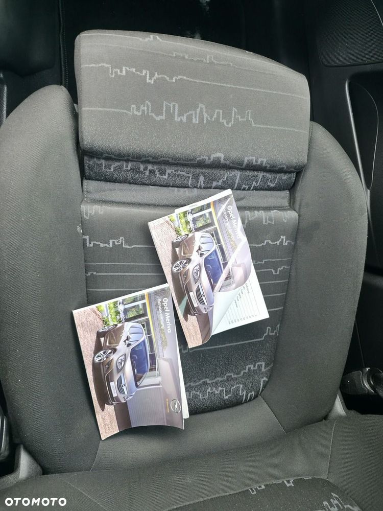 Opel Meriva - 22