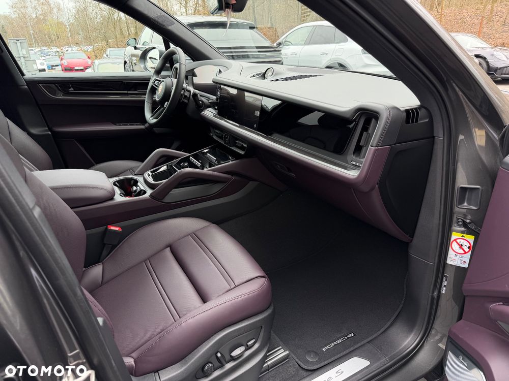 Porsche Cayenne - 13