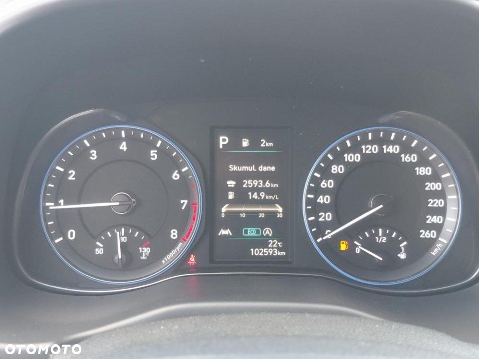 Hyundai Kona - 21
