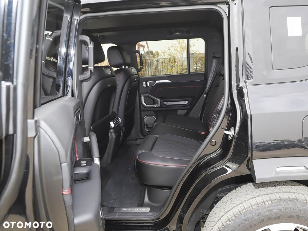 Jetour Traveller - 23