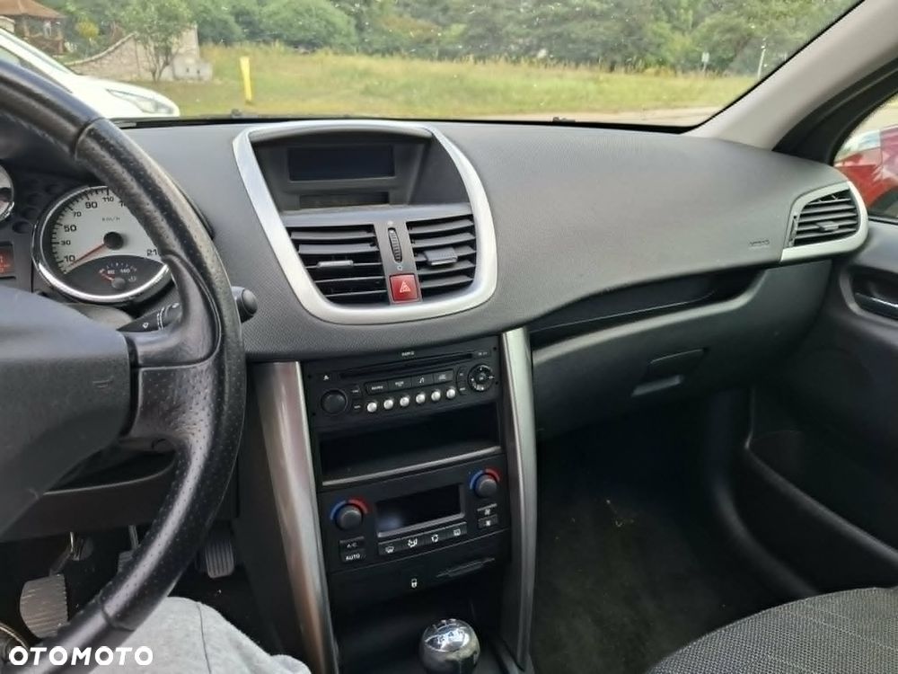 Peugeot 207 1.6 VTi Premium - 7