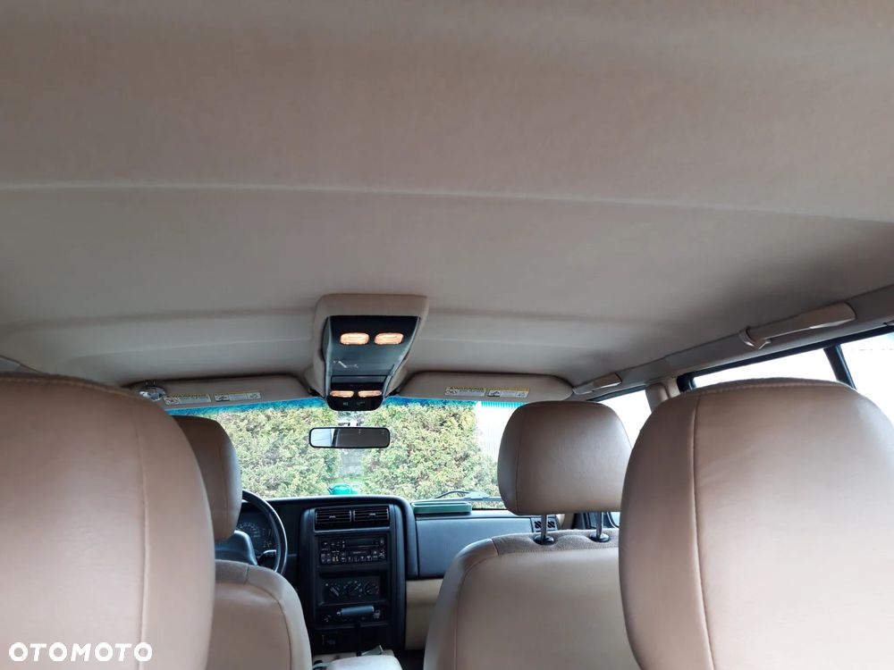 Jeep Cherokee 4.0 Limited - 9