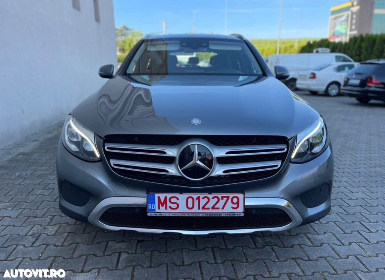 Mercedes-Benz GLC 220 d 4Matic 9G-TRONIC Exclusive - 38