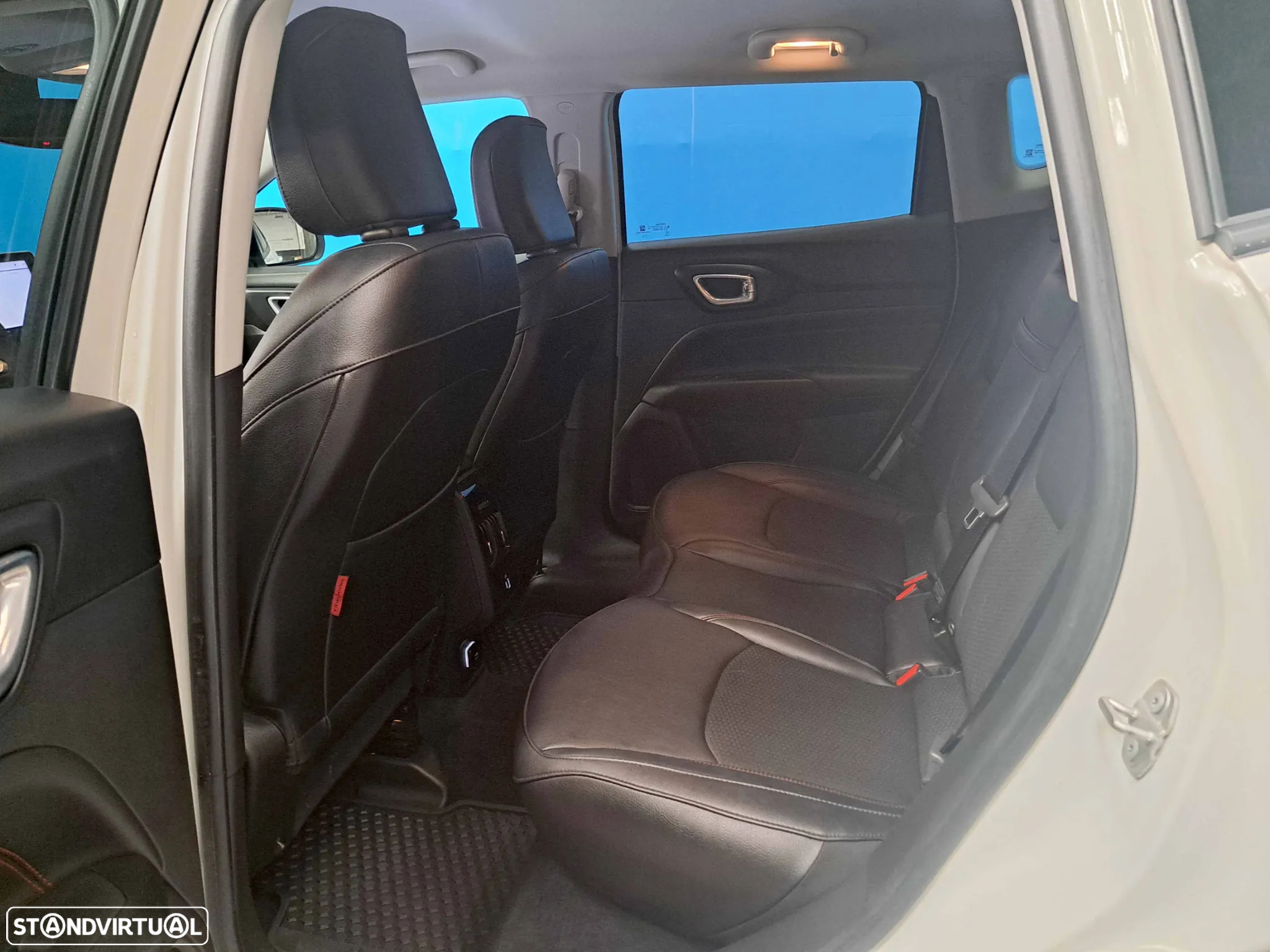 Jeep Compass 1.3 TG 4Xe Trailhawk - 25