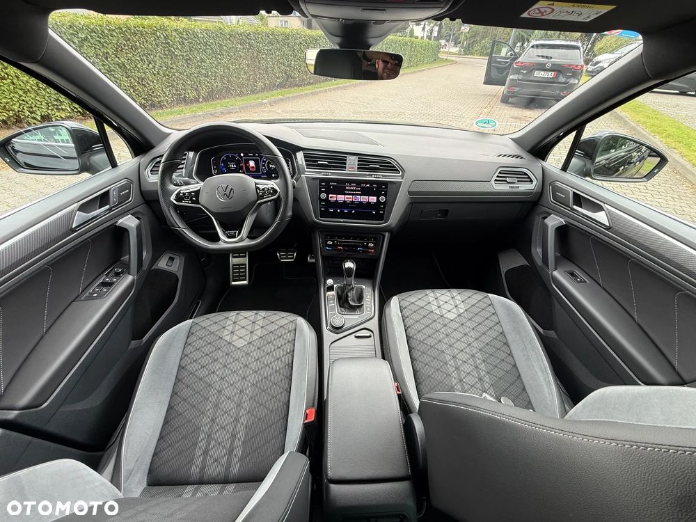 Volkswagen Tiguan 2.0 TDI SCR 4Mot R-Line DSG - 12