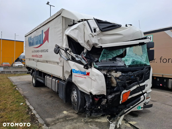 Scania P 320
