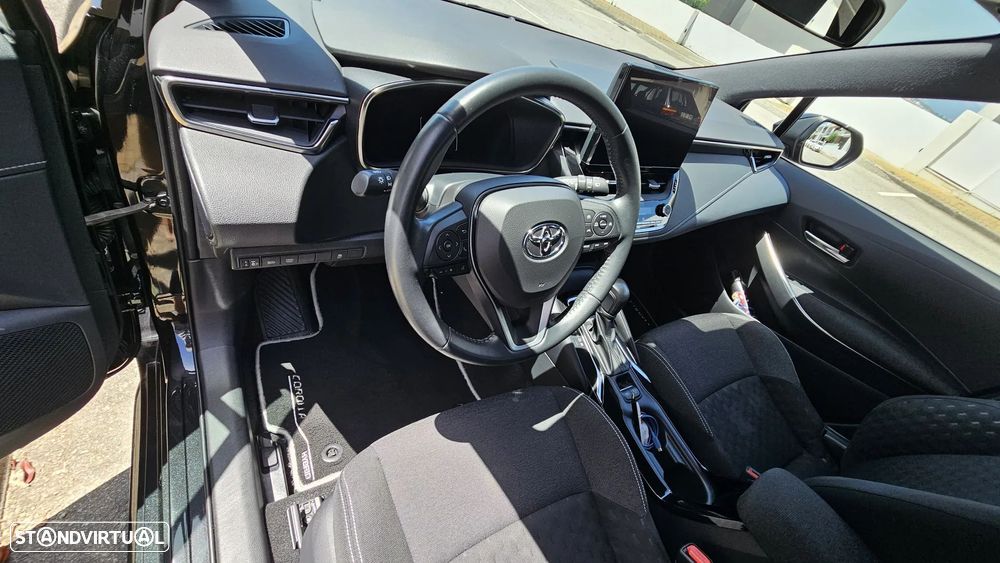 Toyota Corolla Touring Sports 1.8 Hybrid Comfort Plus - 4