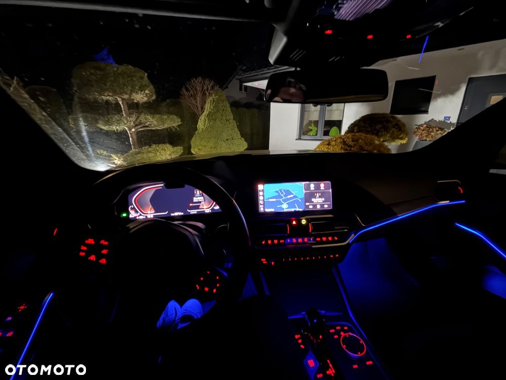 BMW Seria 3 320d Edition M Sport Shadow - 18