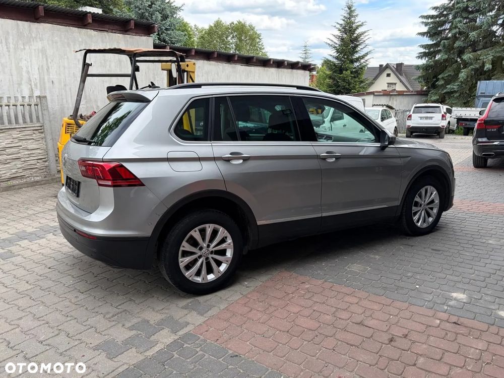 Volkswagen Tiguan 2.0 TDI BMT SCR Comfortline DSG - 2