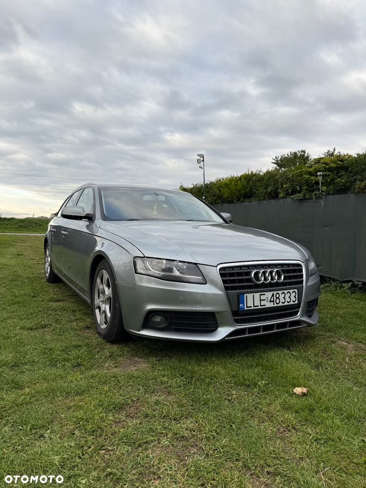 Audi A4 - 1