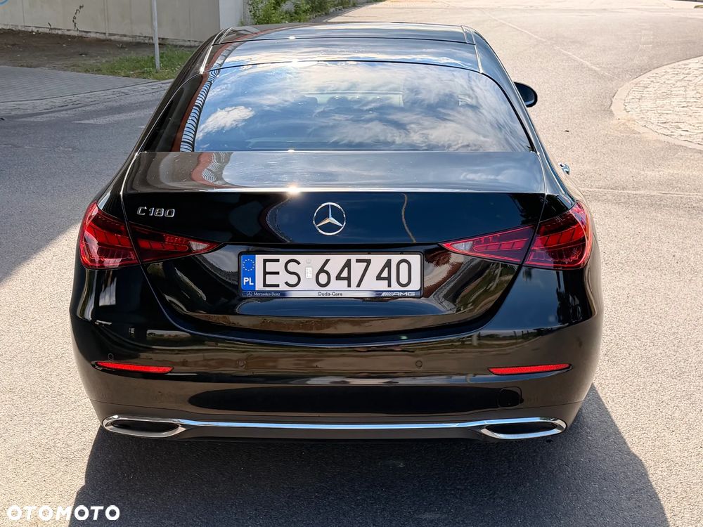 Mercedes-Benz Klasa C 180 mHEV - 8