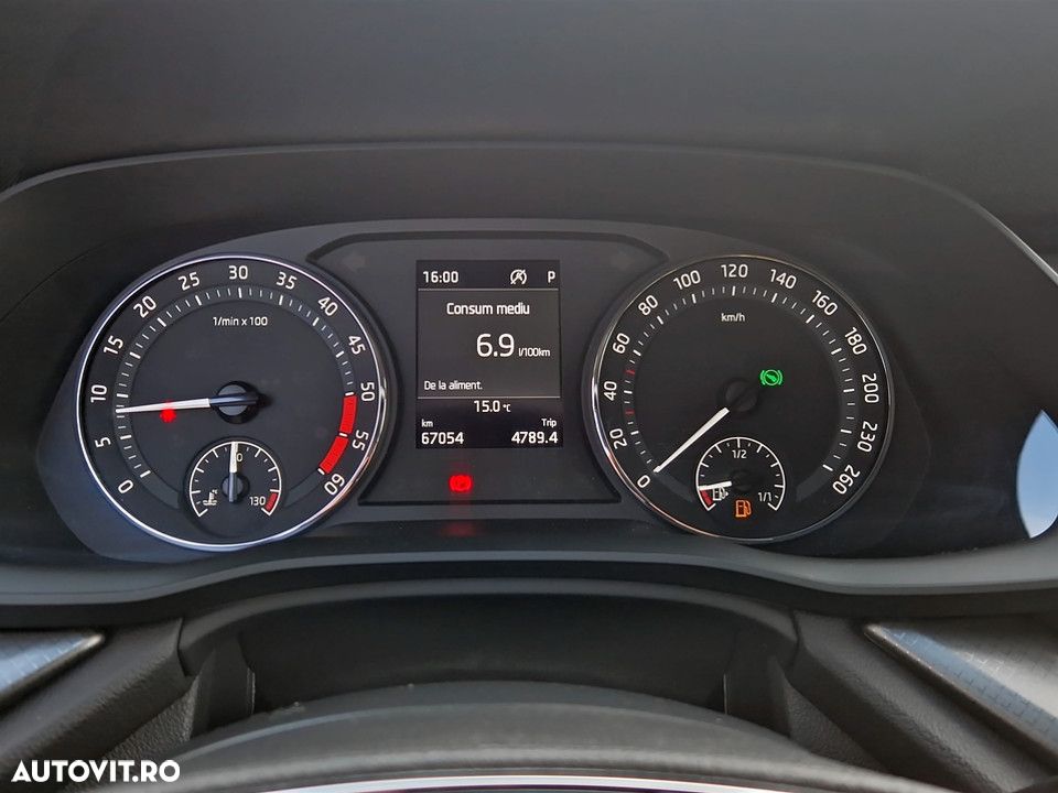 Skoda Octavia 2.0 TDI DSG Ambition - 20