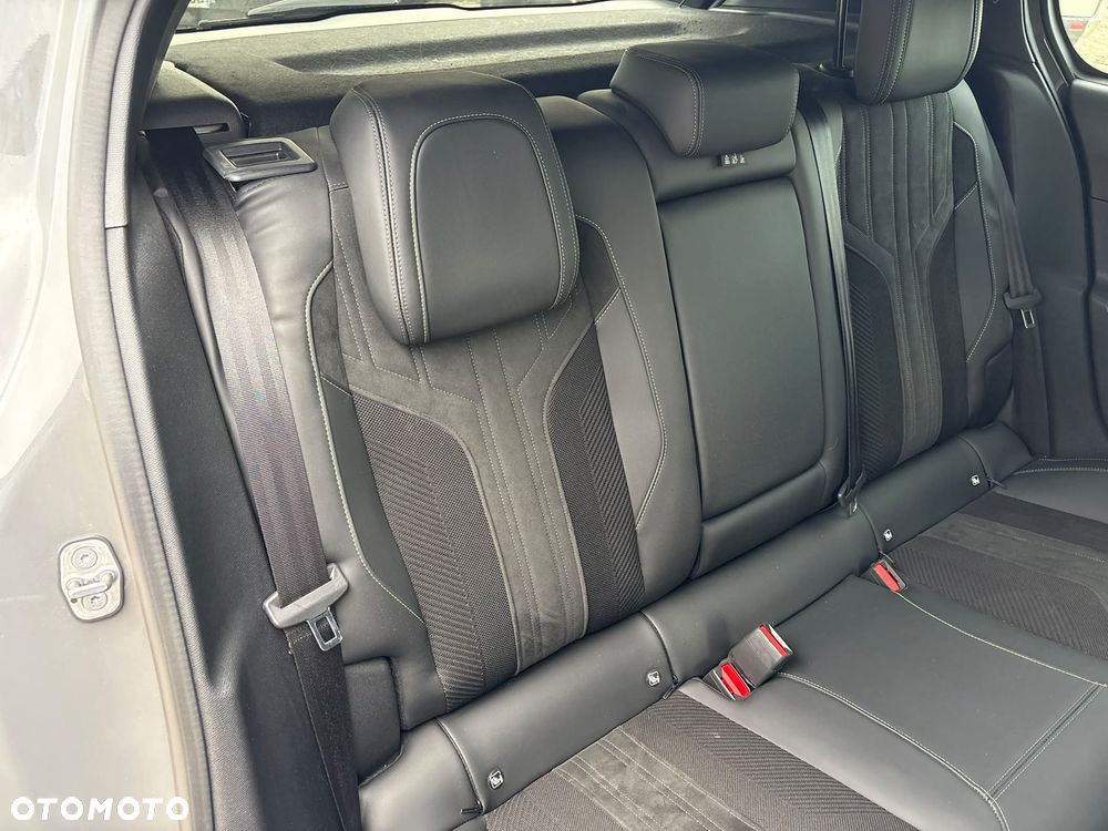 Peugeot 308 BlueHDi 130 EAT8 GT - 11