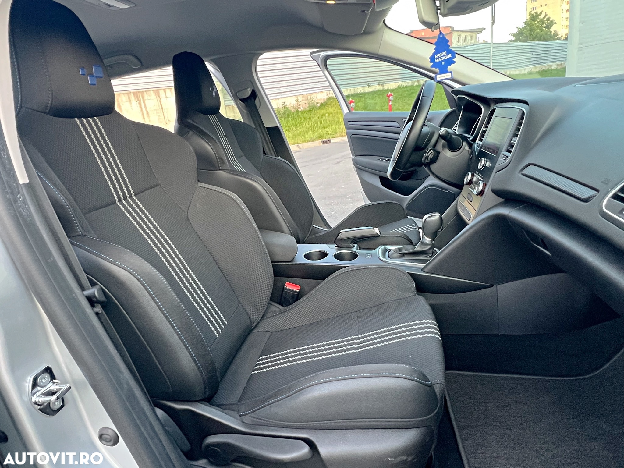 Renault Megane - 5