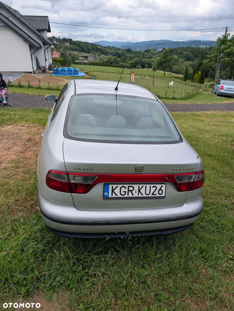 Seat Toledo 1.9 TDI Signo - 3