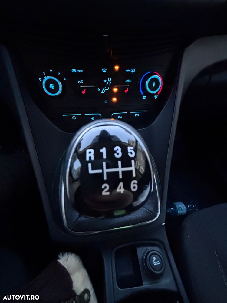 Ford C-Max 1.5 TDCi Start-Stop-System Titanium - 4